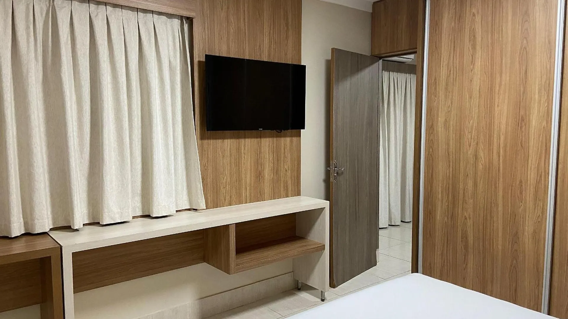 Piazza Diroma Com Acesso Ao Acqua Park E Splash Caldas Novas Feriehus